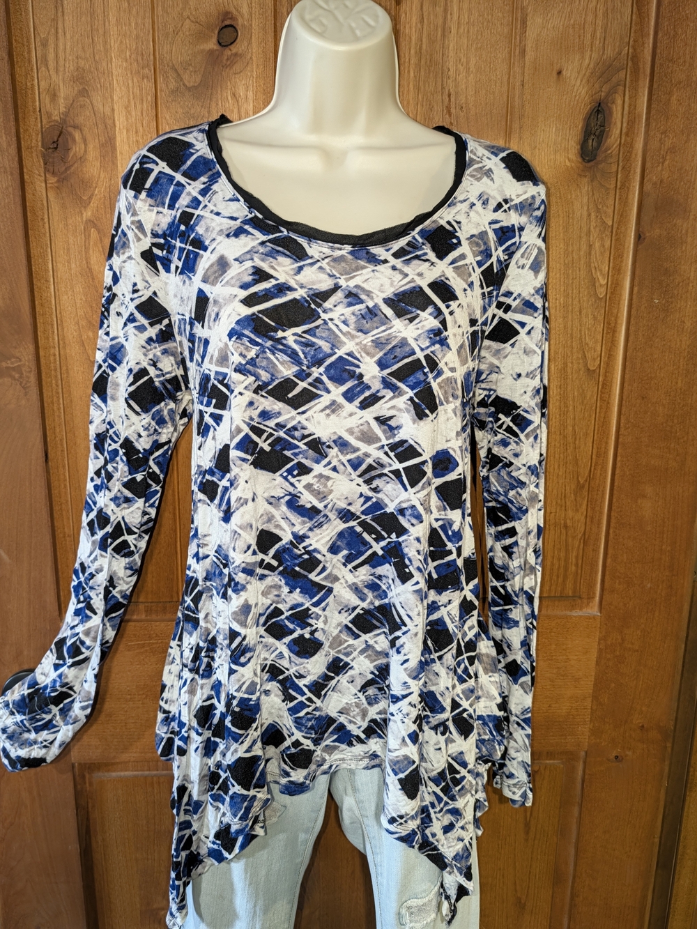 Simply Vera Vera Wang Blue White Black Abstract Long-Sleeve Tunic